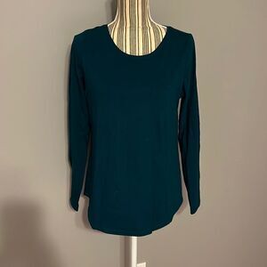SONOMA long sleeved shirt.small